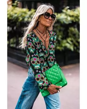 Azura Exchange Black Sugar Skull Printed V Neck Babydoll Blouse L чёрный