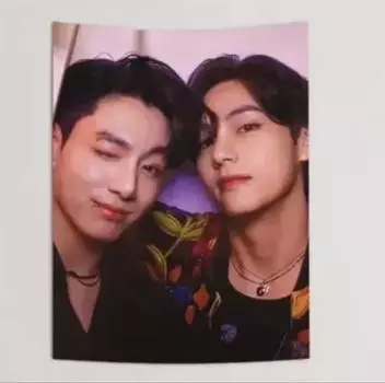 [Б/У] BTS Гобелен Чонгук Тэхён Ви