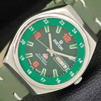 Б/у ЯПОНИЯ RICOH R31 АВТОМАТИЧЕСКИЕ МУЖСКИЕ ЧАСЫ С ДНЕМ И ДАТОЙ ЗЕЛЕНОГО ЦИФЕРБЛАТА a433089-2 R114-a433089