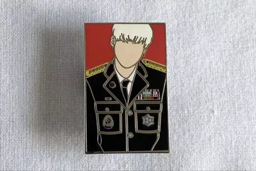[Б/У] Значок BTS Юнги Шуга Мастер брошь