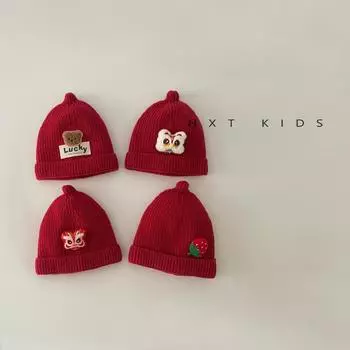 Baby wool hat autumn and winter super cute bear pullover pacifier hat baby baby winter red hat