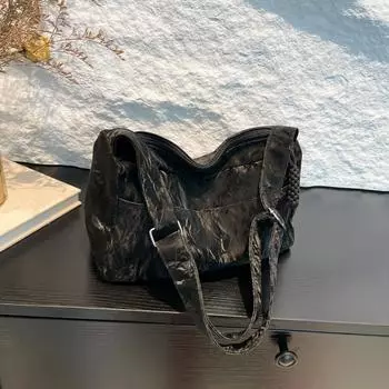 Bag women 2025 new popular fashion simple summer girls messenger bag large capacity work tote bag чёрный