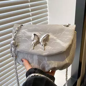 Сумка женская 2024 года сумка через плечо премиум текстура нишевая модная цепочка одно плечо складная сумка-седло женская чёрный