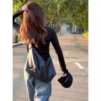 Bag Women s Fancy Tote Bag 2024 New Arrival Soft Surface Large Capacity Shoulder Class Commuter Bag Niche Style Messenger Bag Black