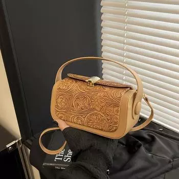Bag women s new large-capacity embossed shoulder messenger bag versatile temperament small square bag women s bag хаки