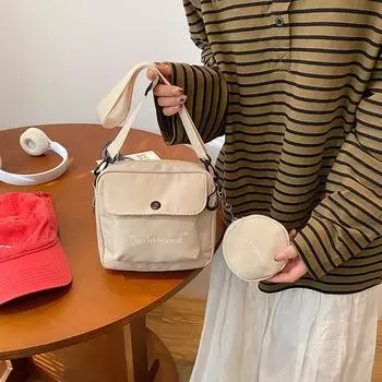 Сумки женские японские трендовые новые сумки на ремне с алфавитом студенческая простая маленькая квадратная сумка универсальная сумка-мессенджер one size fits all чёрный