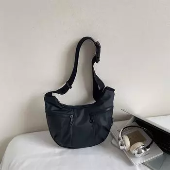 Bags women s new trendy fashion versatile shoulder bags large capacity commuter messenger dumpling bags