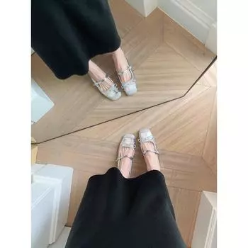 Балетный полудуэт с приподнятым смычком в линию 34