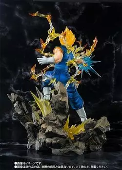 BANDAI Figuarts ZERO Super Saiyan Vegetto