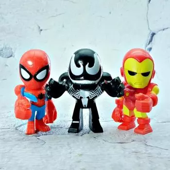 Bandai Marvel Коллекция ретро-комиксов Железный человек Веном Человек-паук 3 типа в наличии