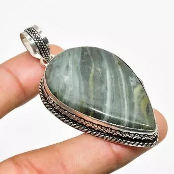 Ювелирный кулон ручной работы с полосатым зеленым опалом, посеребренный 925 пробы, 2,42 дюйма 2.42 зелёный