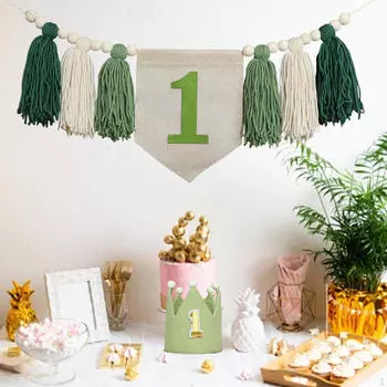 Баннер на 1-й день рождения с украшением стульчика для кормления зелёный