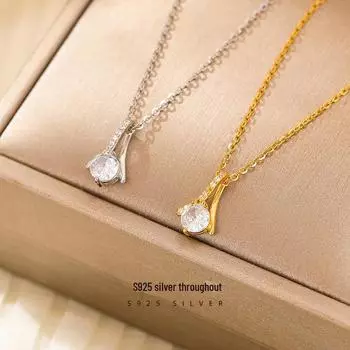 Banyan Tree S925 Silver Zircon Clavicle Necklace: Elegant Bone Pendant, Light Luxury Design for Women NS1052 золотой