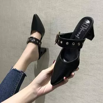 Baotou half-drag women s high-heeled thick-heeled pointed-toed belt buckle rivet slippers 2024 spring and summer new Korean version of foreign tra 35 чёрный