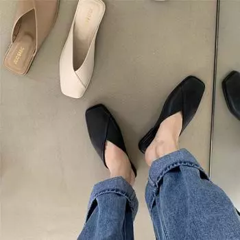 Baotou half slippers women s new summer wear in 2025, square head cool slippers women s flat bottom soft bottom lazy 34