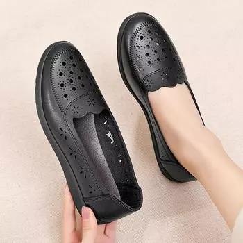 Обувь для мам Baotou Hollow Soft Sole, сандалии, летняя удобная женская обувь на плоской подошве, кожаные туфли с дырочками, обувь для среднего и пожилого возраста 35 бежевый