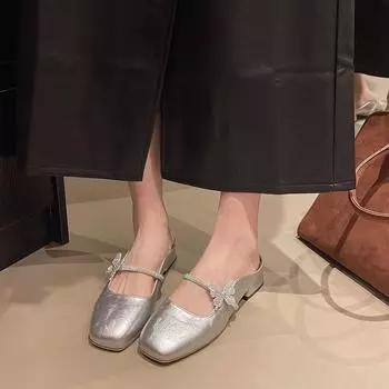 Baotou полу-перетаскиваемые одинарные туфли женские весна 2025 новые французские стразы квадратная голова ленивые с юбкой классные тапочки 35 серебряный
