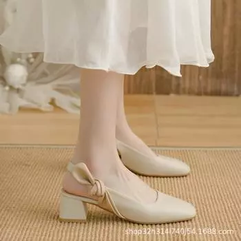 Baotou sandals women s 2024 spring new retro French square head one-word buckle rear empty thick heel single shoes medium heel professional shoes 34 абрикосовый