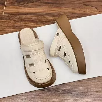 Baotou sandals women s new 2025 summer wear two wear thick-soled half-slippers summer soft-soled beach Roman shoes 35
