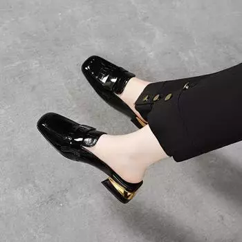 Баотоу тапочки женские уличные квадратный носок низкий каблук плоская подошва сандалии коровья кожа квадратная пряжка ленивые шлепанцы 34