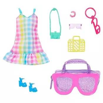 Барби, Барби, давай выйдем вместе! Платье в клетку и комплект аксессуаров Одень куклу/домик Комплект одежды и аксессуаров для кукол От 3 лет розовый HRH50