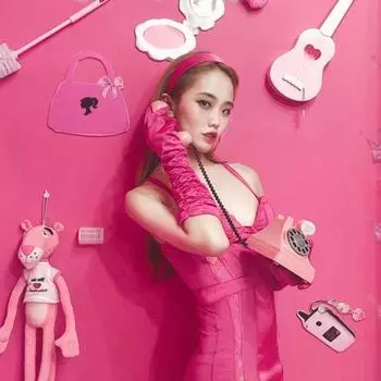 Barbie Pink Dancing Bridal Evening Dress with Fingers Female Wedding Dress Barbie Powder All yards