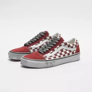 Barnes Old School Stressed Red White Vn0007nty521 220