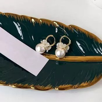 Baroque Gold Ear Buckle Flower Stud Earrings Female Earrings Korean Style Earrings Pearl Earrings золотой