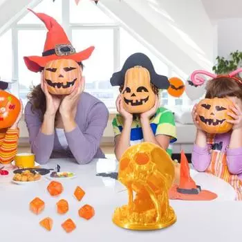 Башня из кубиков-черепов Башня из кубиков DND с вращающейся башней Настольная ролевая игра D&D Dice Jail Аксессуары для ролевых игр Башня из кубиков для домашнего офиса Украшение книжной полки серебряный