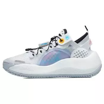 Баскетбольные кроссовки Li Ning Badfive Dazzle женские белые AGBR042-1 35