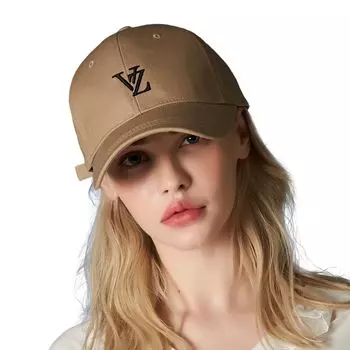 Bazaar напрямую управлял 3D Monogram логотип на бейсболке Бежевый 3D Monogram логотип на бейсболке Бежевый Все 4 цвета Унисекс Кепка Корейский стиль Корейский стиль бежевый