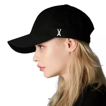 Bazaar Stud кепка с логотипом поверх бейсболки с логотипом поверх бейсболки с логотипом Черная 4 цвета Кепка унисекс Корейская кепка Корейский бренд Корейская модная кепка Защита от ультрафиолета УФ чёрный