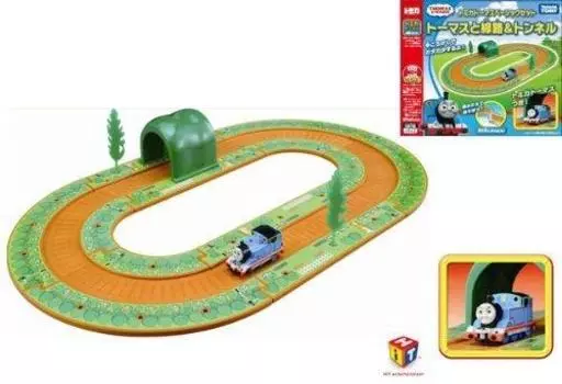 Базовый набор Tomica Thomas Thomas и железнодорожный туннель