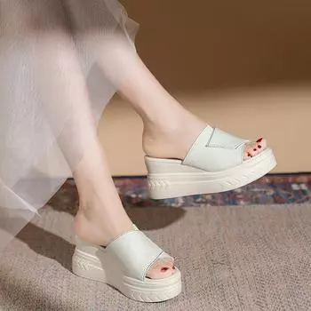 BCEBYL Летние модные женские туфли с круглым носком на танкетке, украшенные стразами, новые нескользящие износостойкие повседневные тапочки на плоской подошве 35