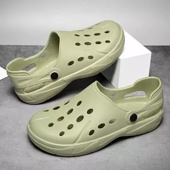 Beach shoes couple summer new non-slip soft bottom stepping on shit feeling driving bag head drag wearing fashionable new slippers 36