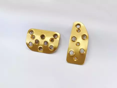 Beatrush Pedal Set SWIFT Sport Compatible with automatic cars only [ZC33S] [S48047PS-A#] (Gold) золотой