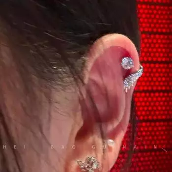 Beautiful Angel Wings Ear Bone Stud Titanium Steel Easiest for Match Niche Style Unique Angel Wings Winding Shiny Diamond Ear Studs Earrings for Women Right Ear [single]].