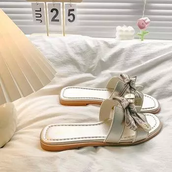 Beautiful flat-bottomed small cool slippers with skirts, women s new summer flat-bottomed cool slippers 35