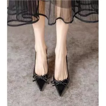 Beautiful sandals women s 2025 spring and summer new temperament bow back empty shallow mouth single shoes pointed high heels 34 красный