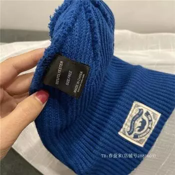 Белая королевская синяя вязаная шапка женская шапка с нашивками на лице осенне-зимняя теплая шерстяная шапка suitable for head circumference 52-58cm коричневый