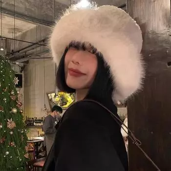 Белая плюшевая шапка женская зимняя маленькая утолщенная теплая панама большая окружность головы холодная шапка прилив чёрный