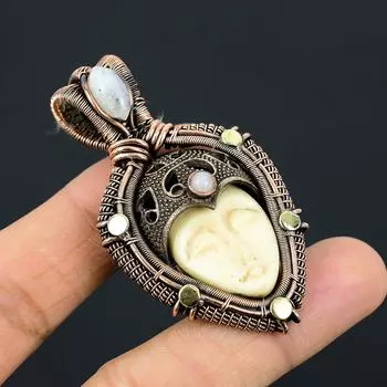 Белая резная кость лицо драгоценный камень медная проволока обруч кулон ювелирный подарок для любви 2.55 Inches белый