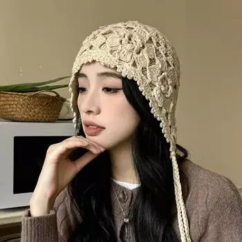 Белая шапка ручной работы, женская осенне-зимняя вязаная шапка с бахромой из шерсти, защитные наушники, маленькая красная вязаная шапка Average size (55-60cm) чёрный