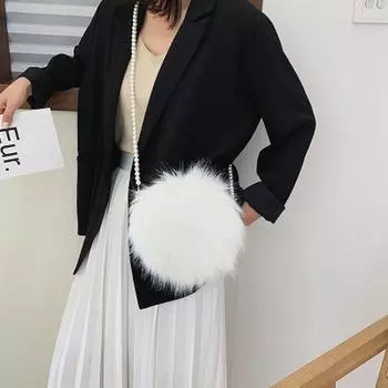 Белая сумка через плечо Модная сумка Мягкая и удобная сумка Круглая мини-сумка с жемчужной цепочкой