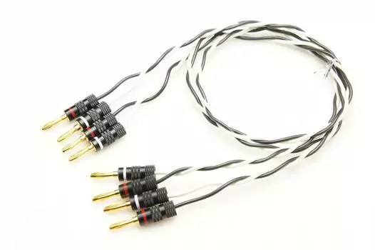 BELDEN 8470 Комплект из 2 акустических кабелей с банановым штекером (0.5м)