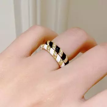 BELLA BOX Легкое роскошное нишевое черно-белое старинное эмалевое кольцо, подходящее для женской свадебной вечеринки, модные ювелирные изделия Adjustable Opening чёрный