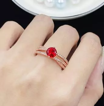 Кольцо BELLA BOX Simple из розового золота с тремя слоями обмотки и рубинами, подходящее для женщин, для повседневной носки, для вечеринок, ювелирные изделия высокого класса Adjustable Opening красный