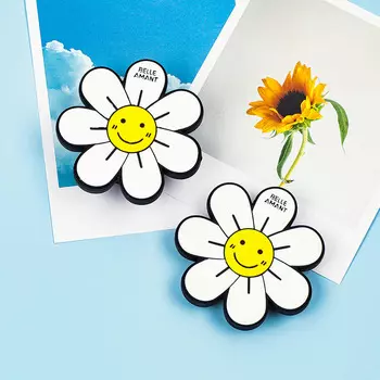 [BelleaMant] Освежитель воздуха для автомобиля Smile Flower, силиконовый, с милым цветком Clementine (Strength: 4)