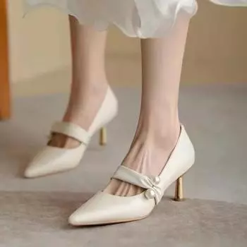 Белые французские туфли на высоком каблуке для женщин 2024 года, новые весенние свадебные туфли в стиле феи, нишевые высококачественные туфли с жемчугом, формальные женские туфли 34 чёрный