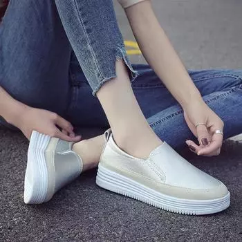 Белые кроссовки, женские весенние кожаные туфли с толстой подошвой, на шнуровке, женские туфли на плоской подошве, с круглым носком, на мелкой платформе, повседневные женские туфли 2024 года 4 чёрный